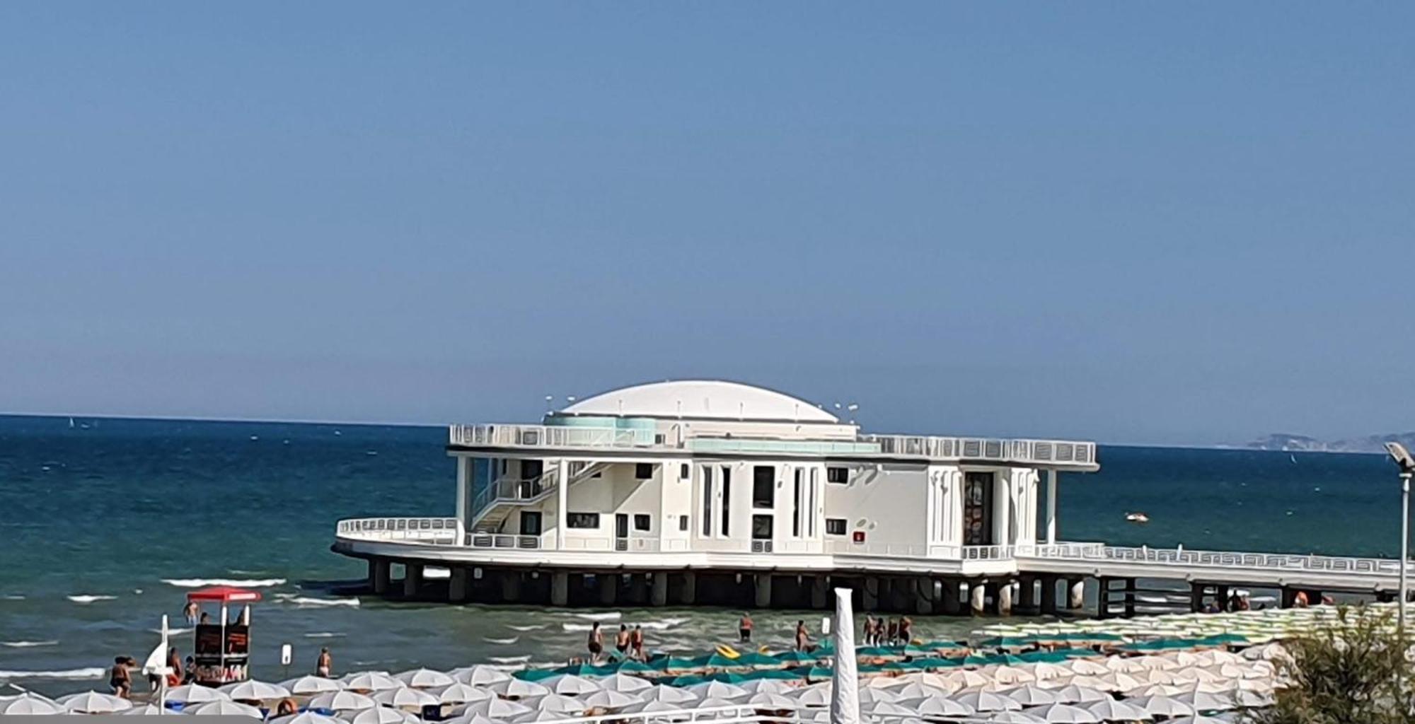 A Casa Di Mely Beach セニガッリア エクステリア 写真